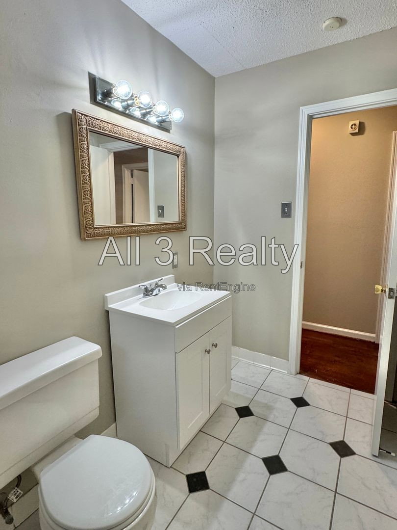 Gallery Image 16