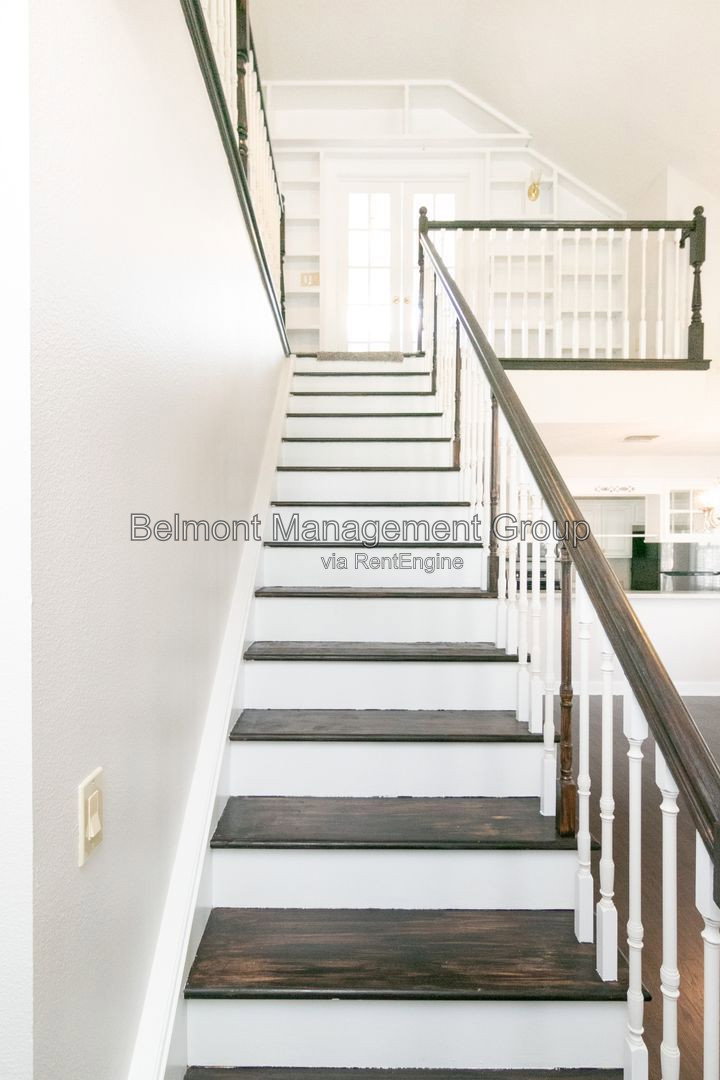 Gallery Image 19