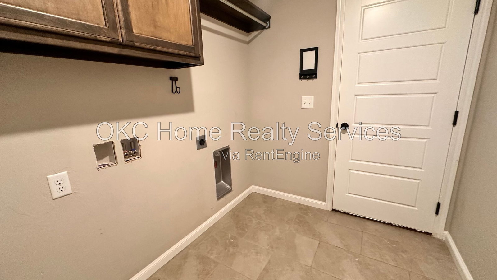 Gallery Image 19
