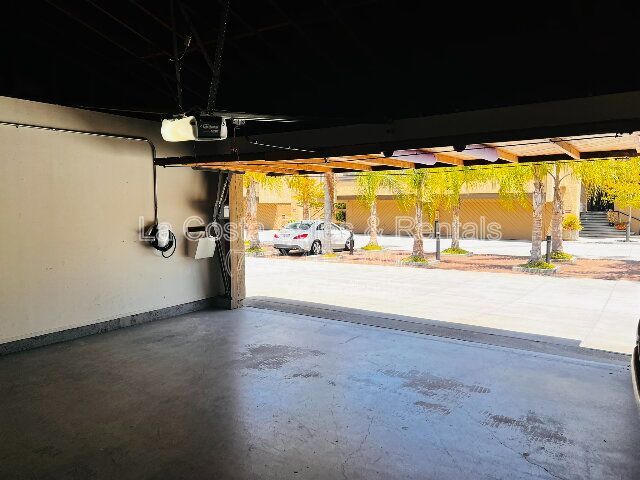 Gallery Image 71