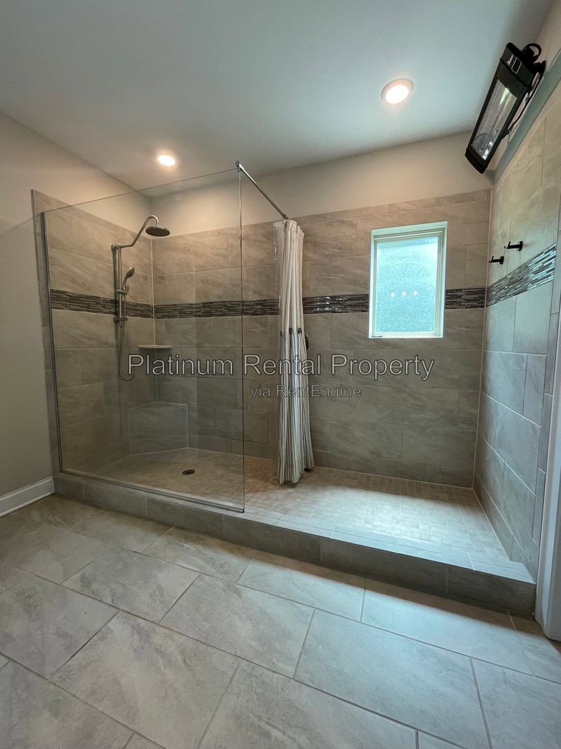 Gallery Image 45