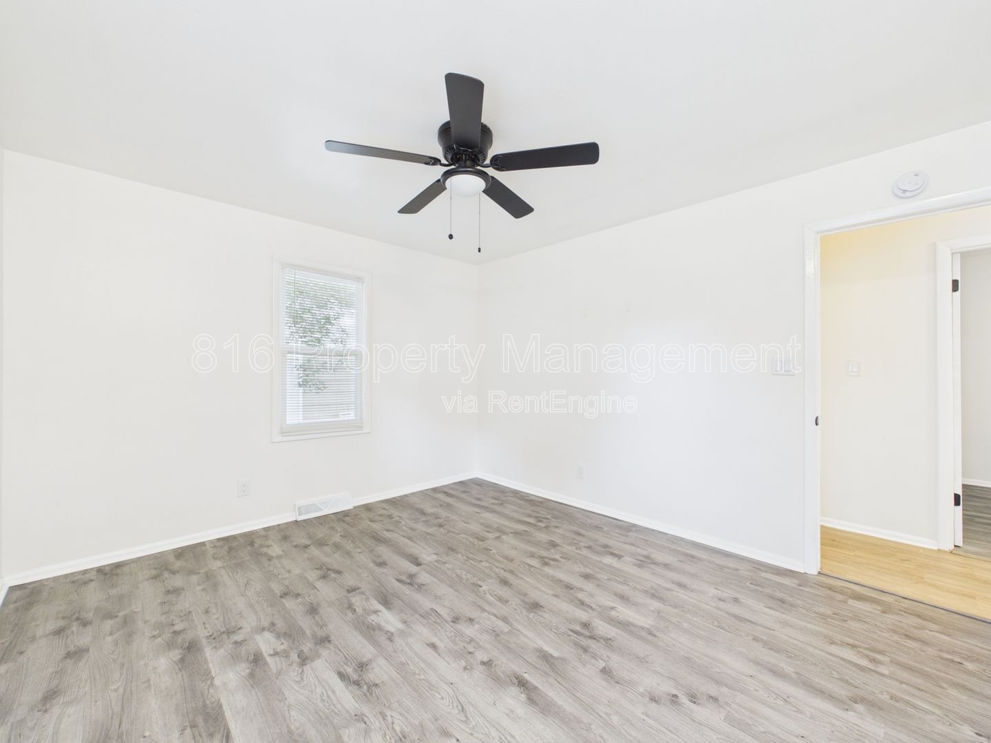 Gallery Image 19