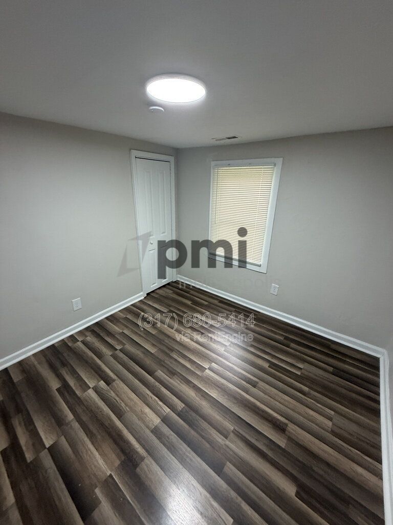 Gallery Image 13