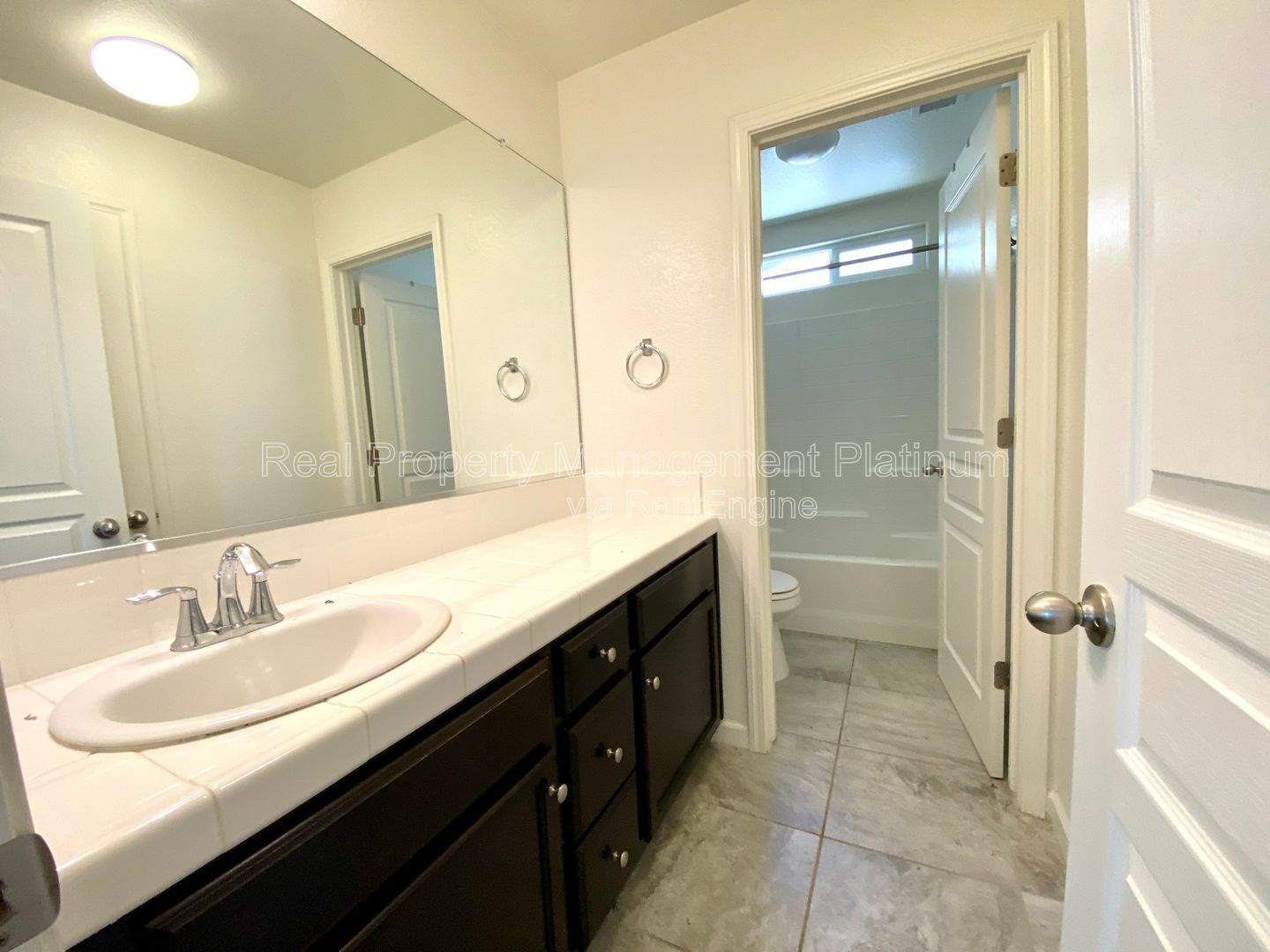Gallery Image 37