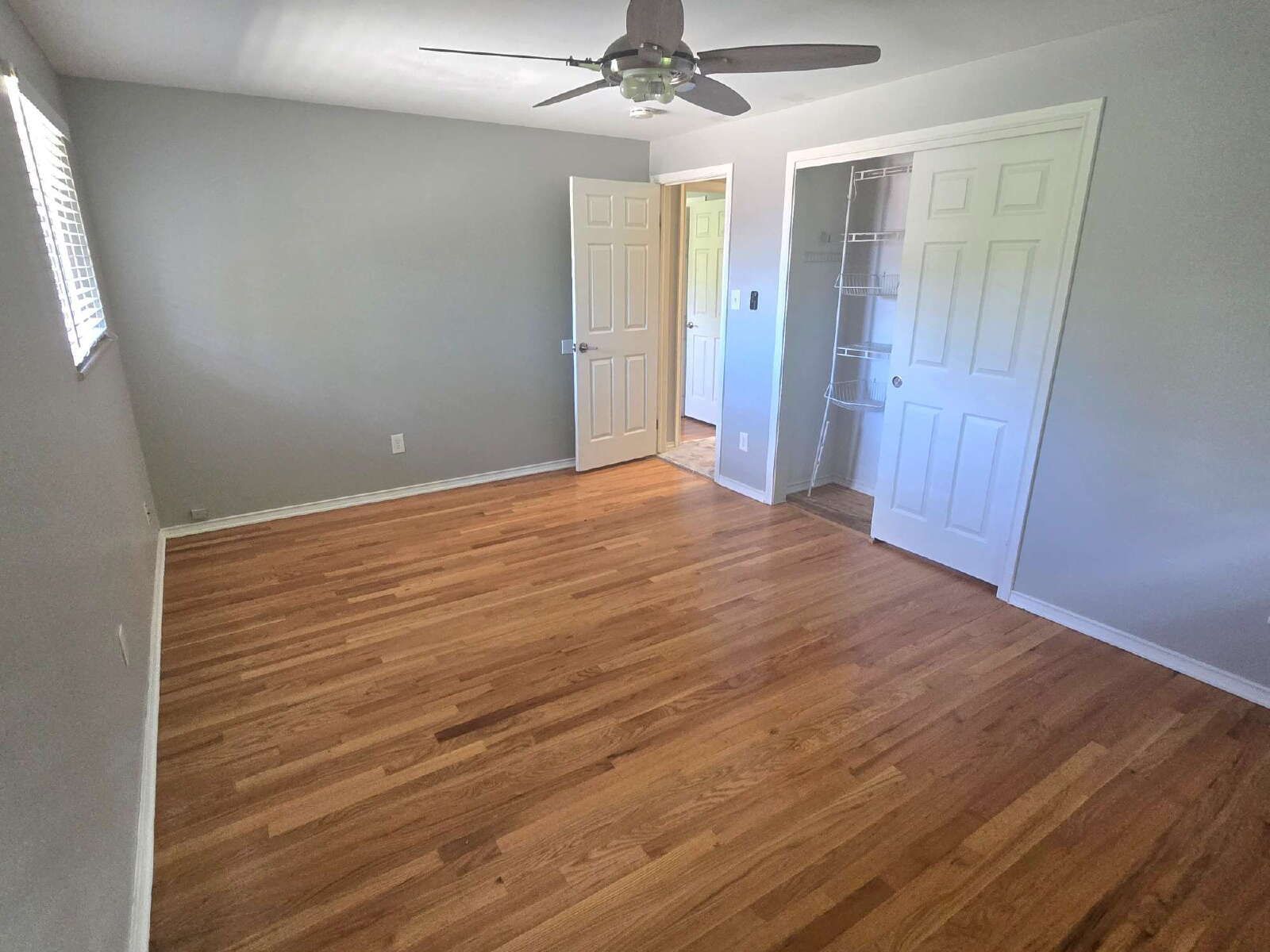 Gallery Image 13