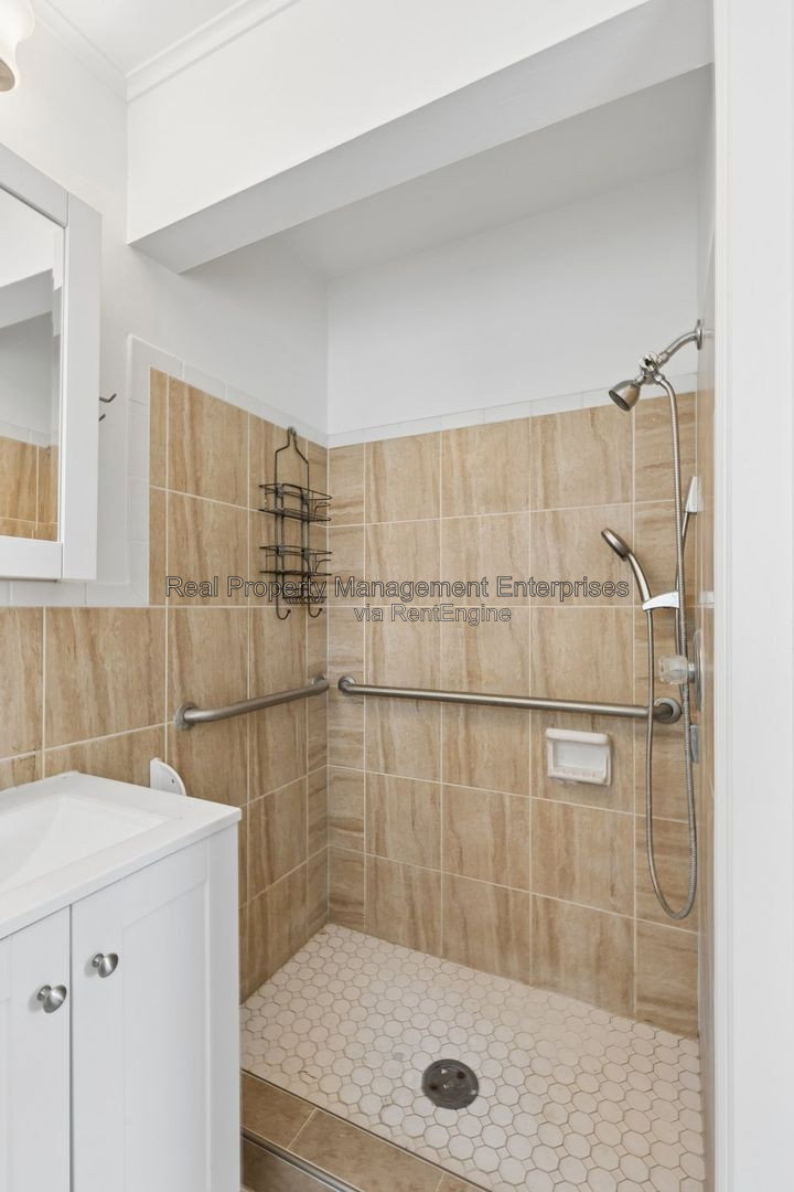 Gallery Image 41