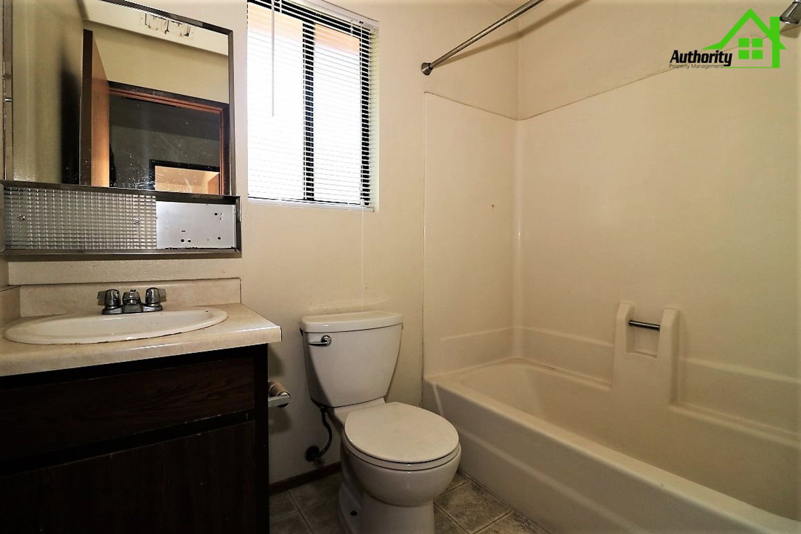 Gallery Image 14