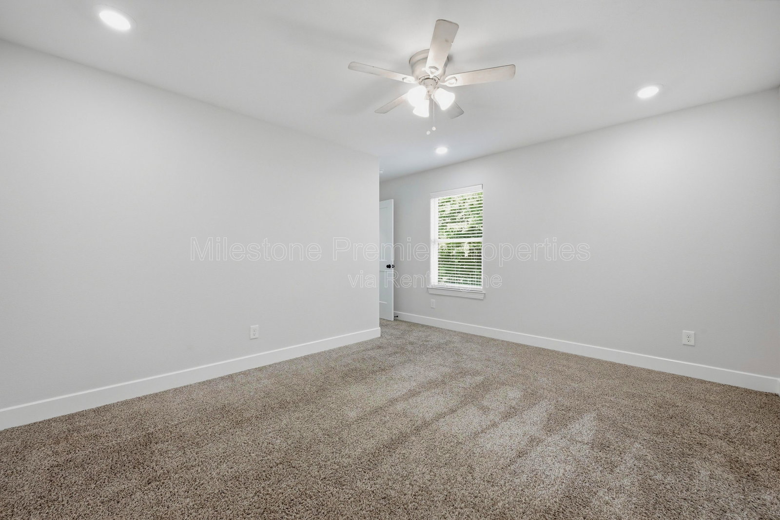 Gallery Image 20