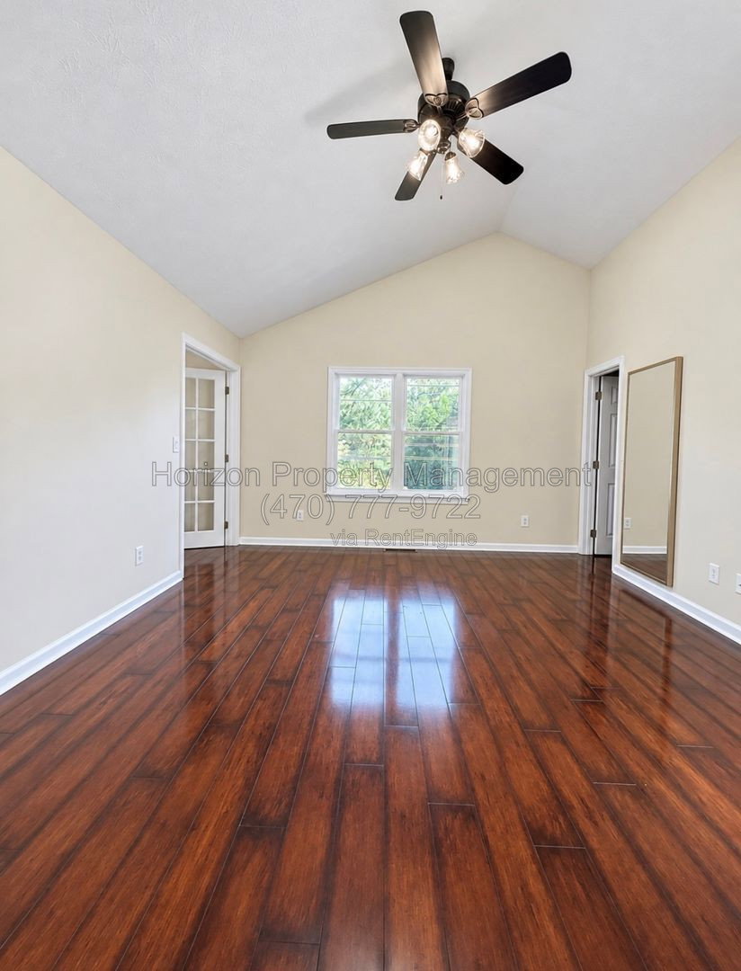 Gallery Image 17