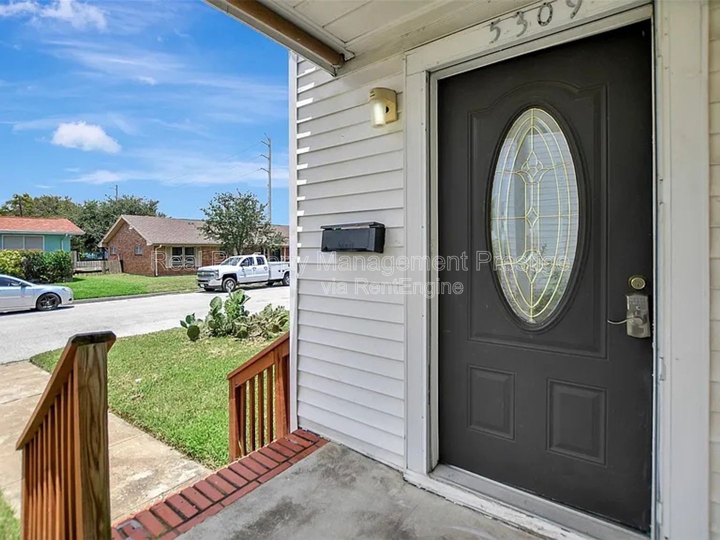1 Bedroom Multi-Family Home – 5309 Perry Avenue, Galveston, TX 77551