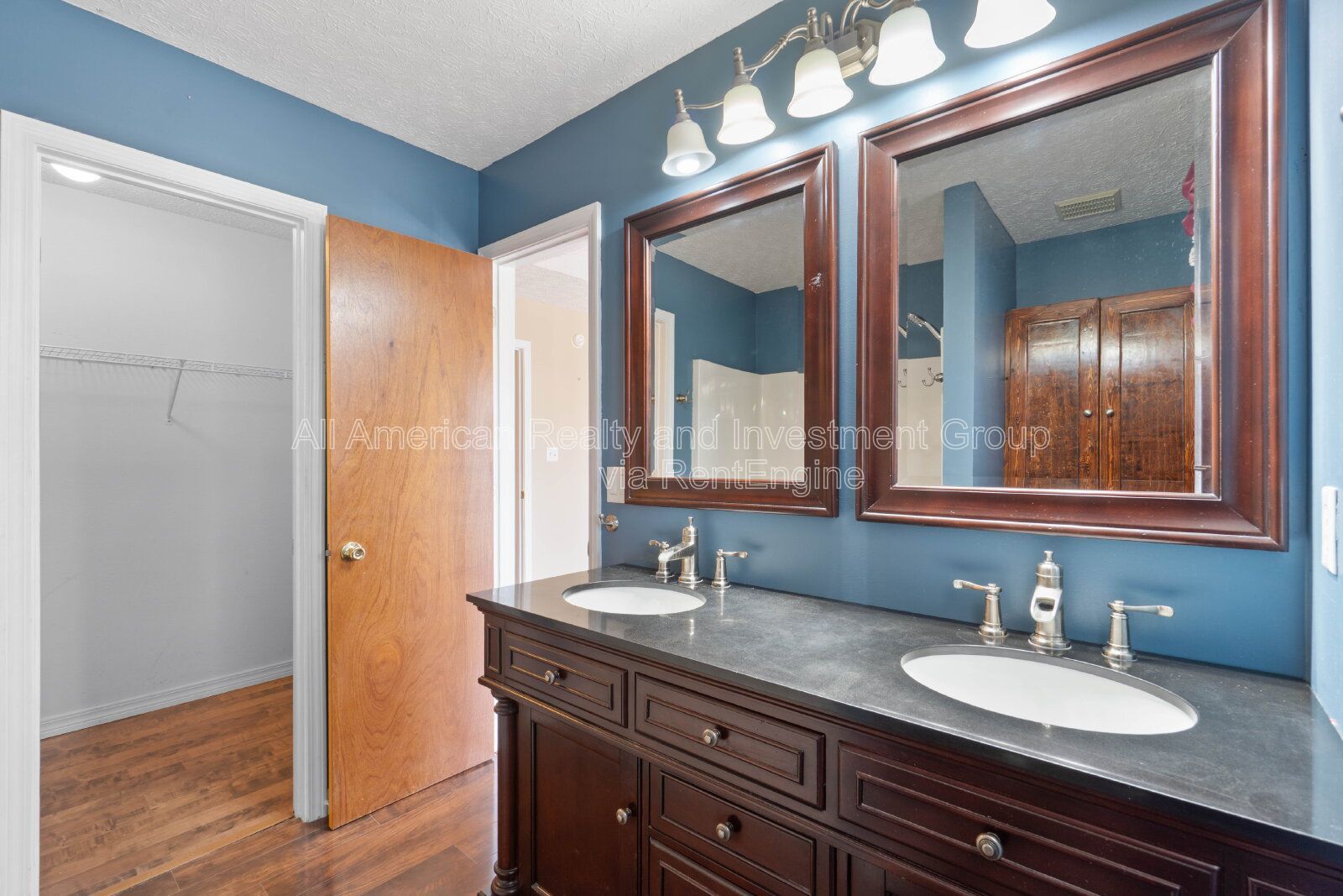 Gallery Image 25