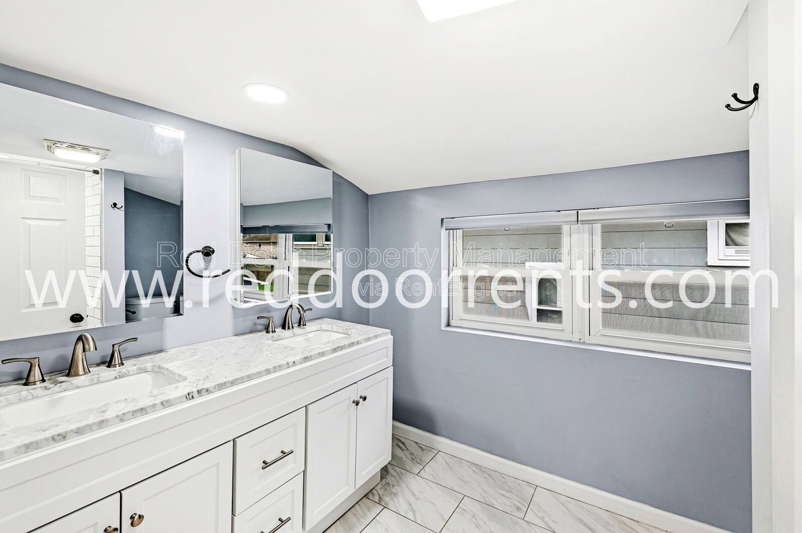 Gallery Image 17