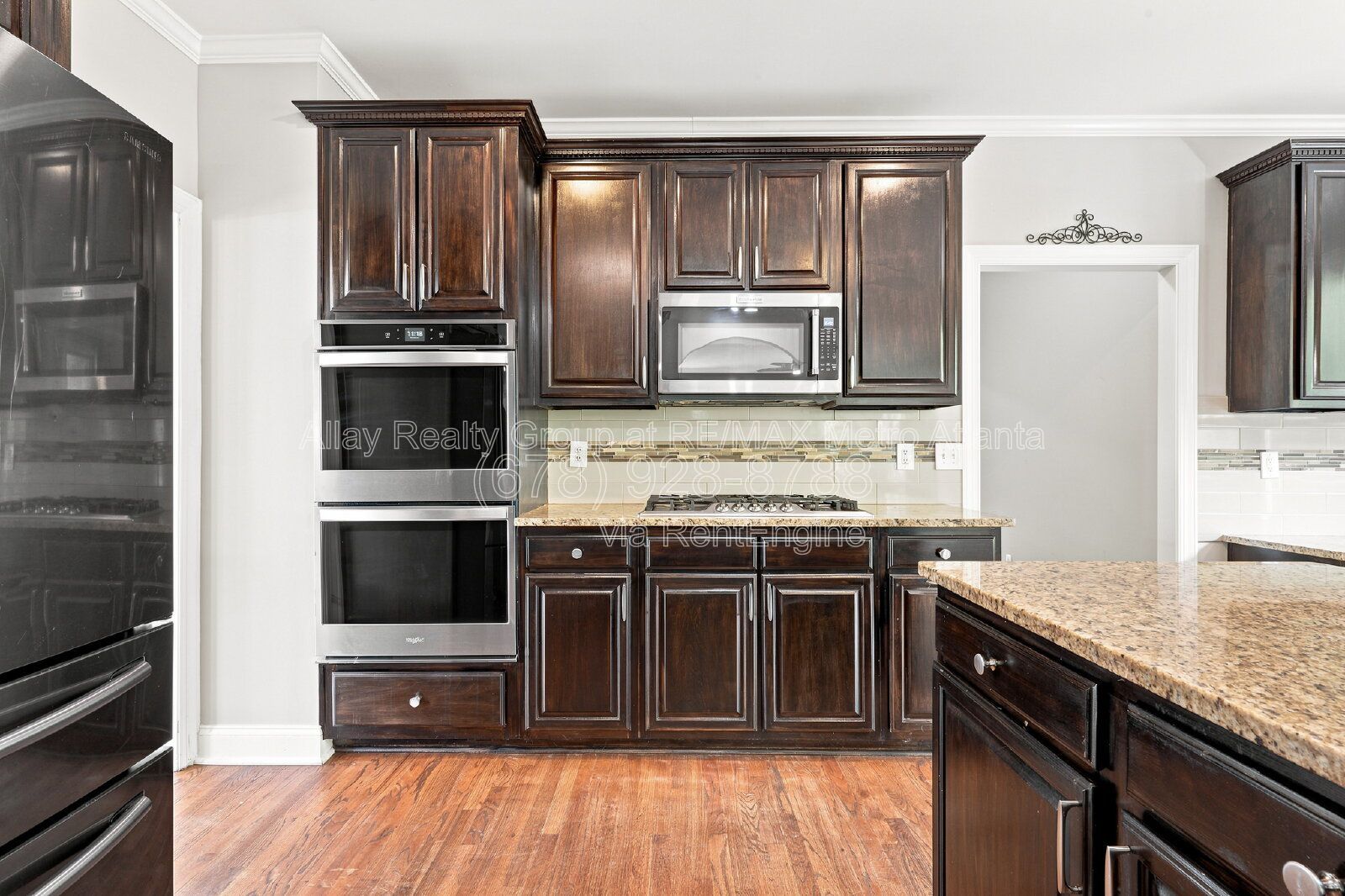 Gallery Image 15