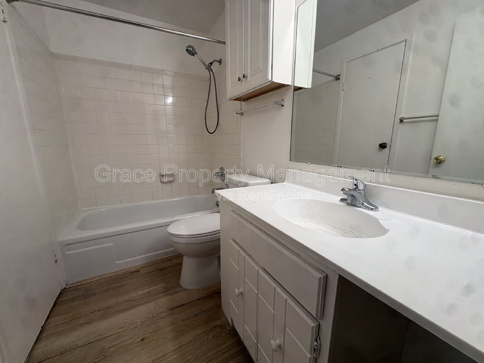Gallery Image 16