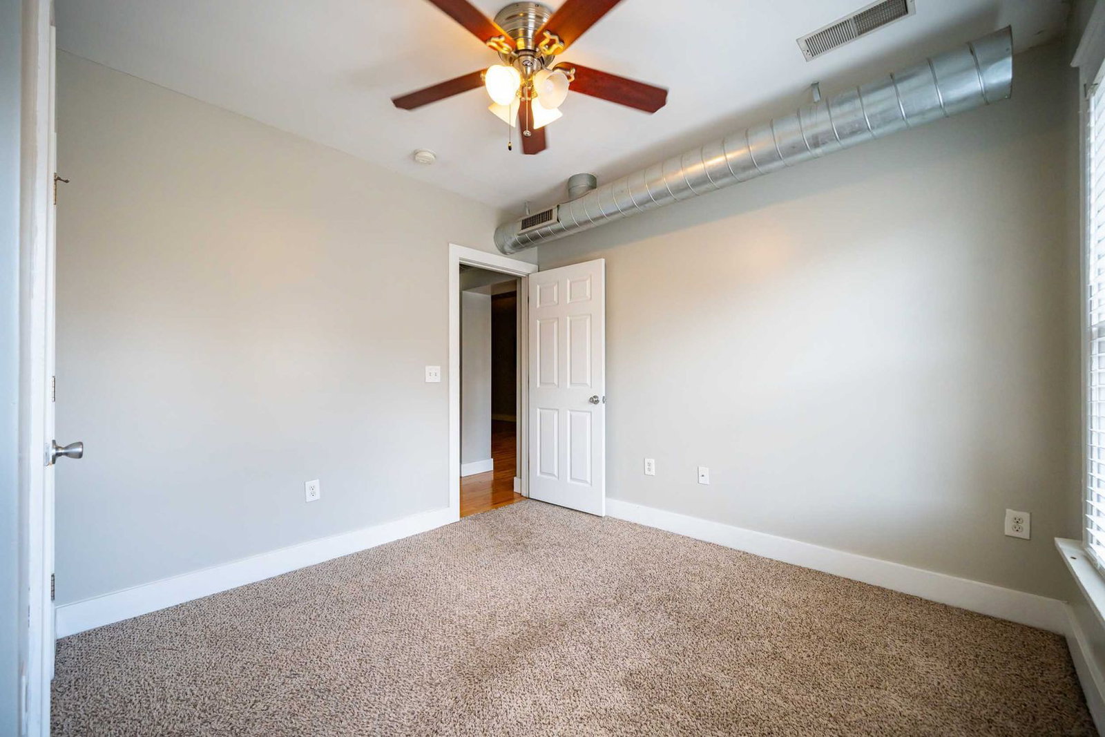 Gallery Image 14