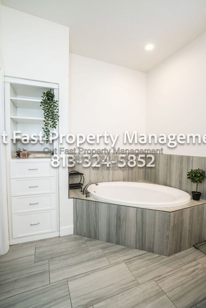 Gallery Image 40