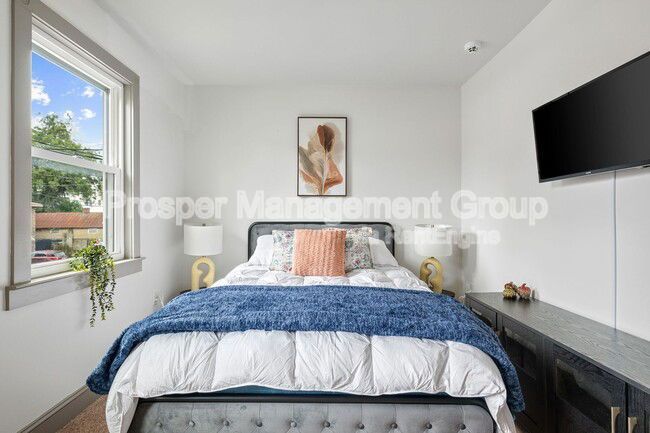 Gallery Image 13