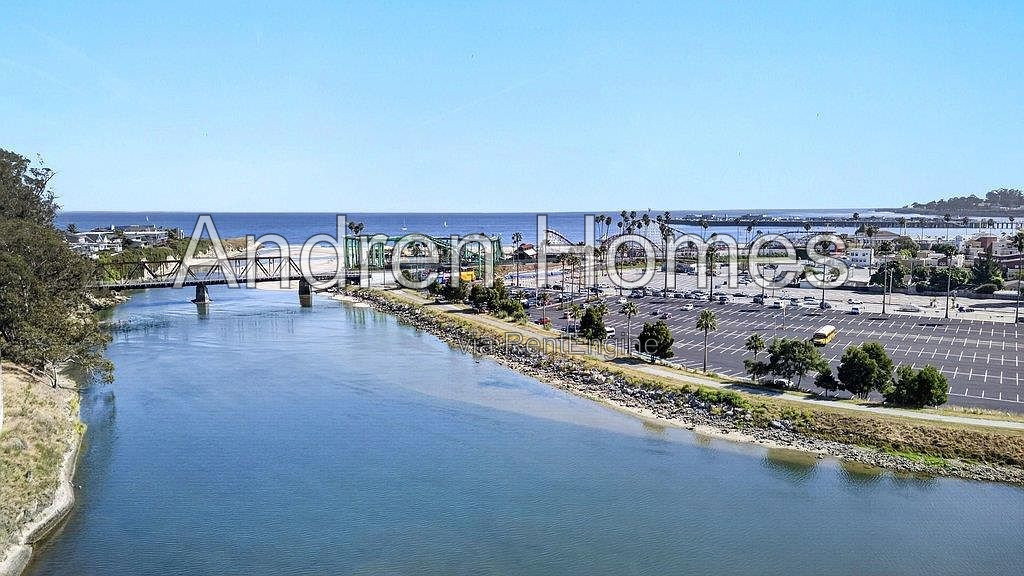 Gallery Image 36