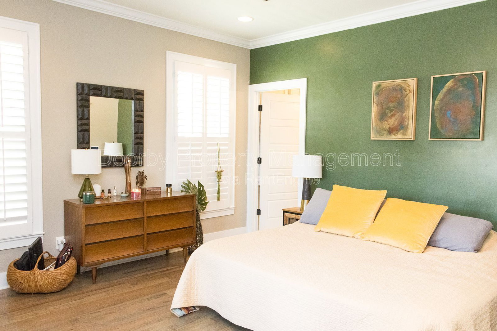 Gallery Image 13