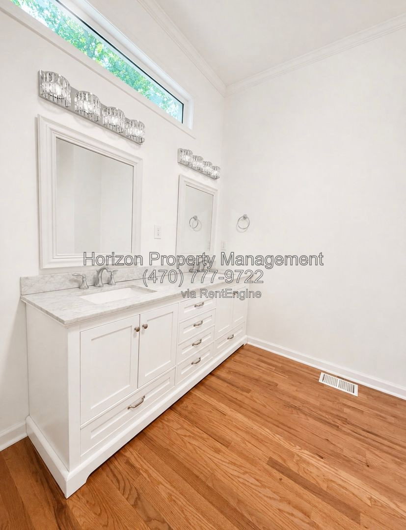 Gallery Image 37