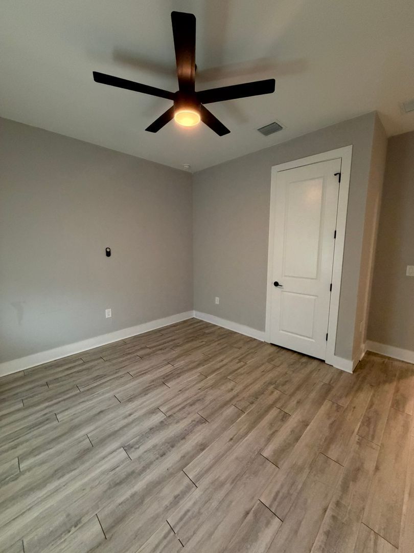 Gallery Image 14