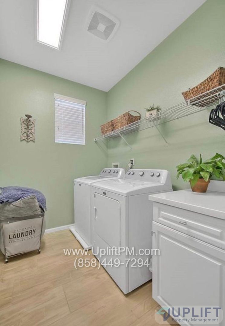 Gallery Image 17