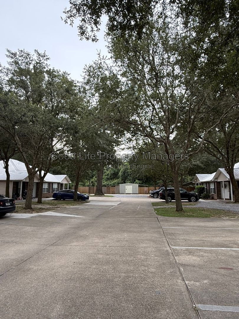 Gallery Image 17