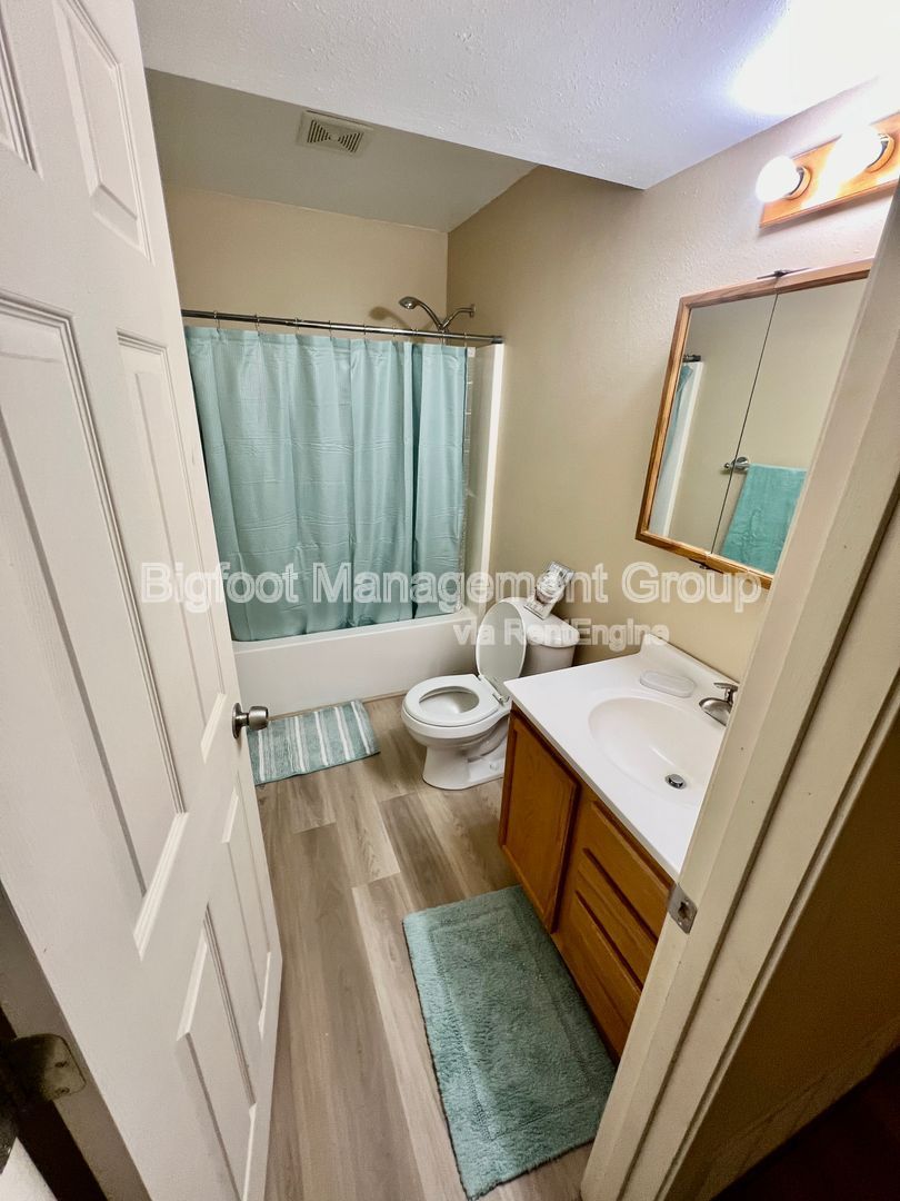 Gallery Image 17