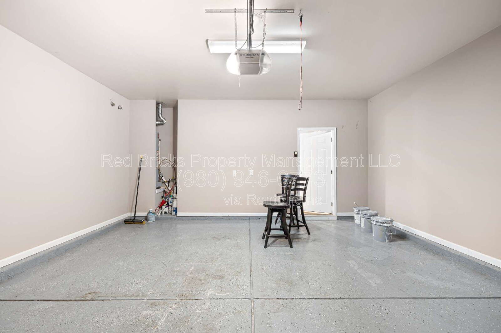 Gallery Image 17