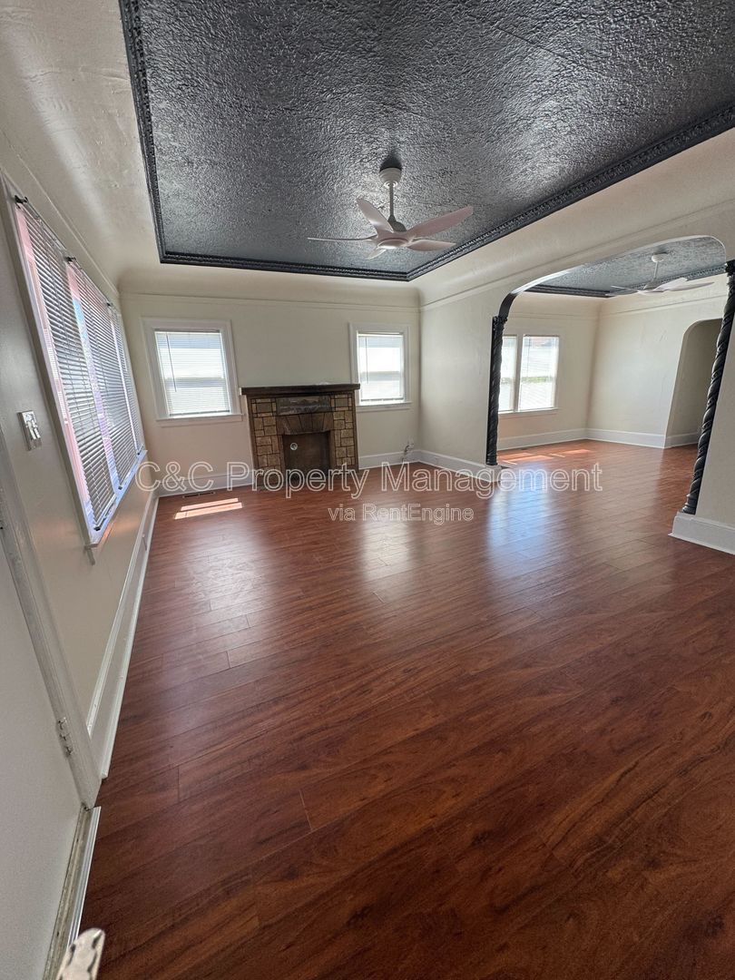 Gallery Image 6