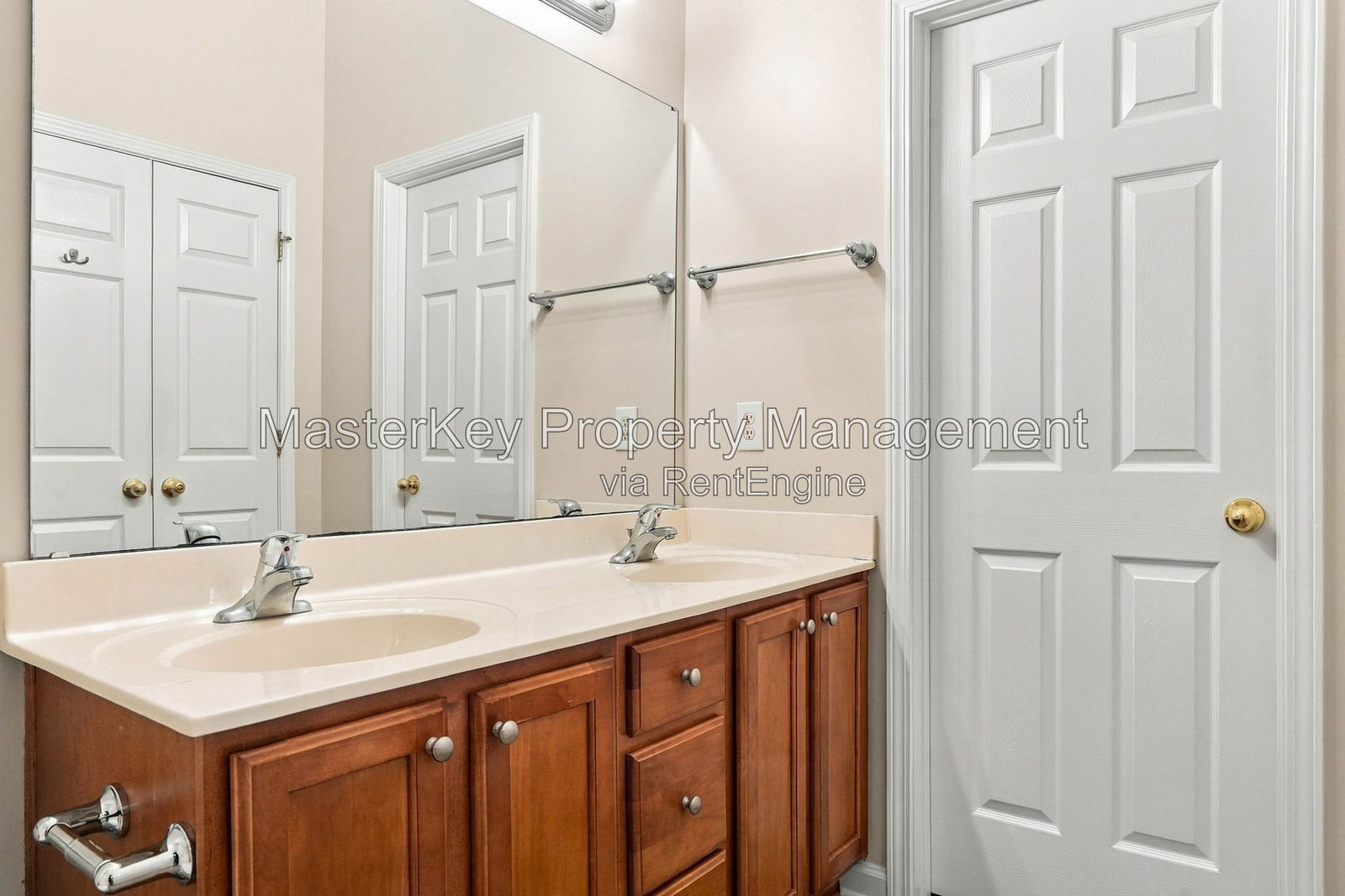 Gallery Image 16