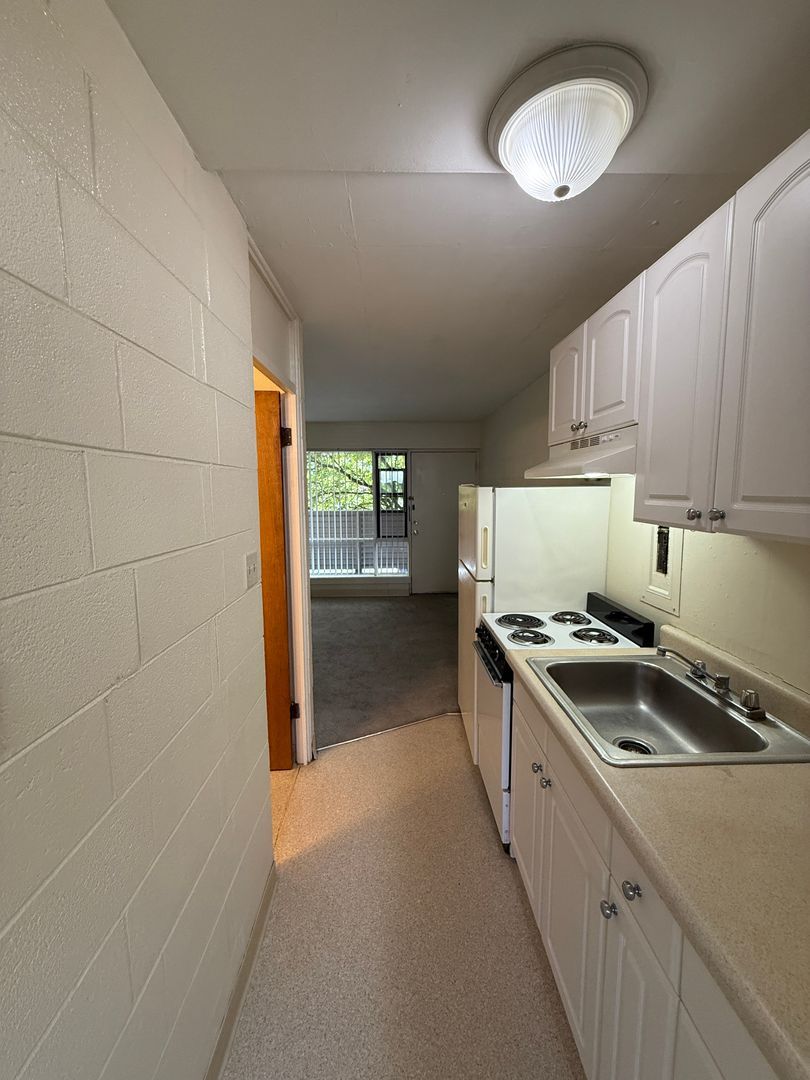 Gallery Image 0