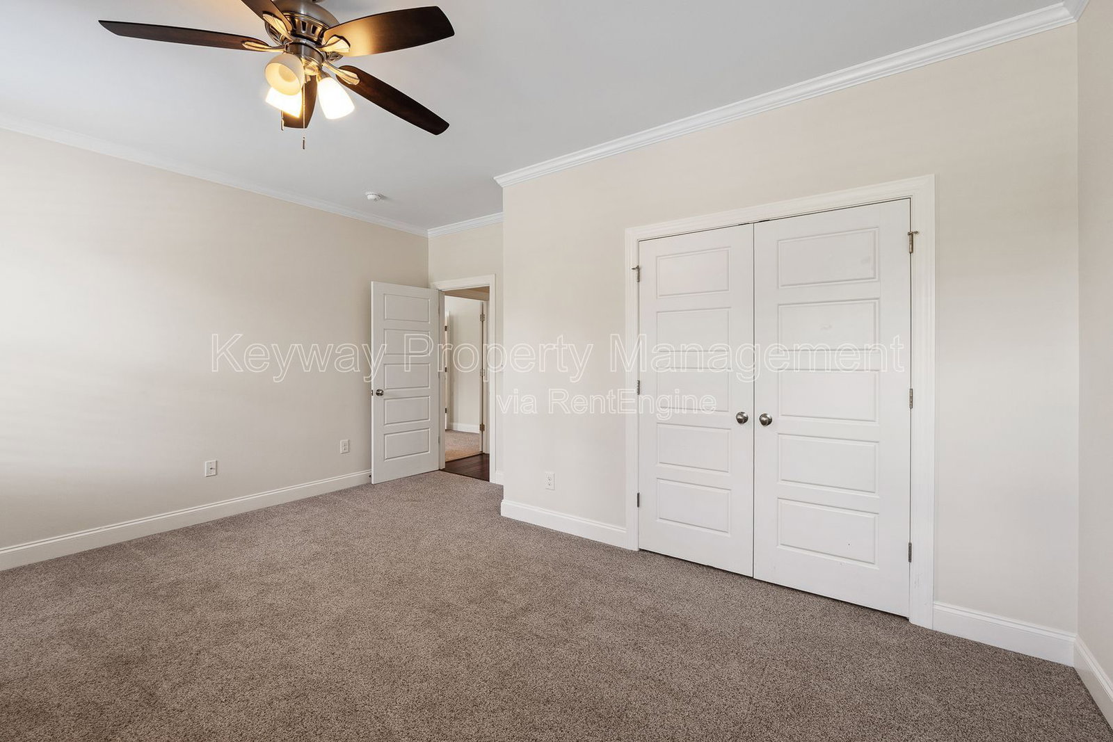 Gallery Image 19