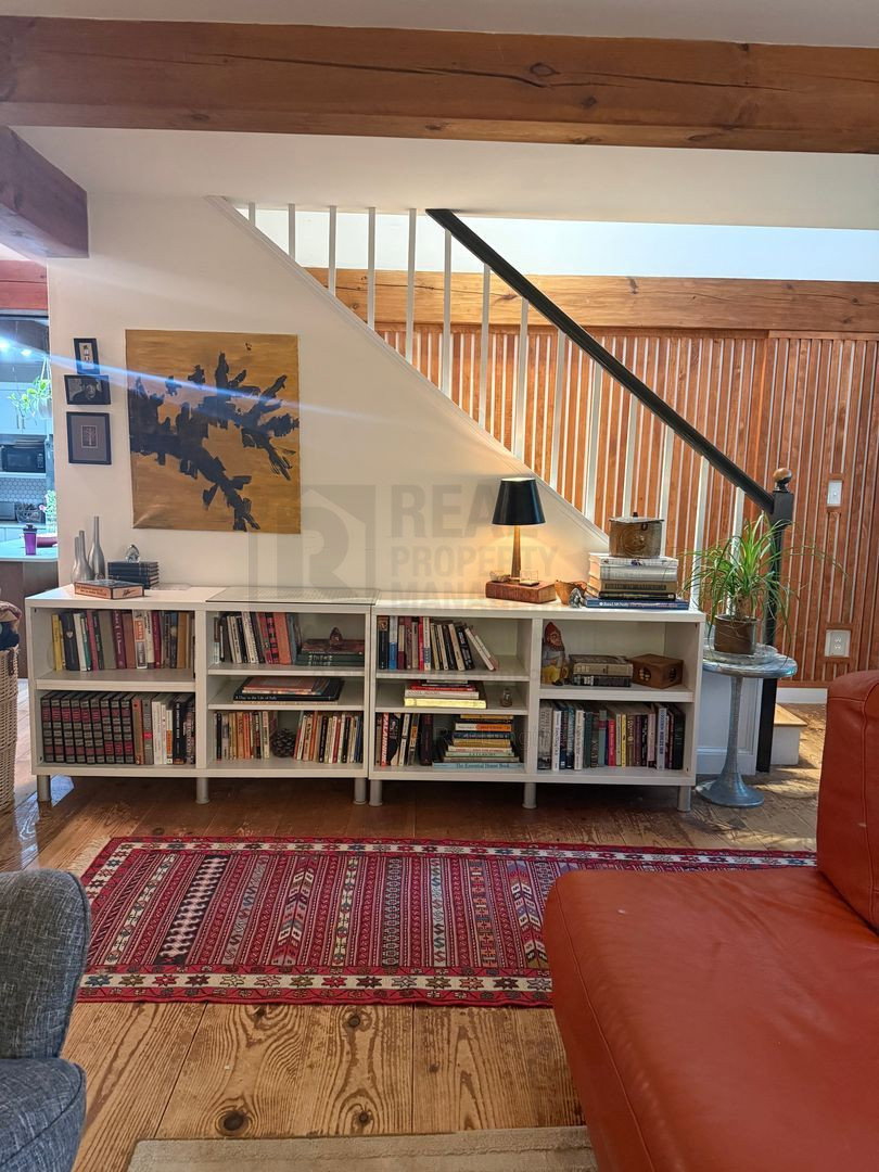 Gallery Image 8