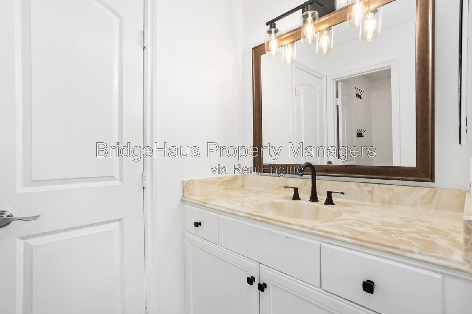 Gallery Image 22