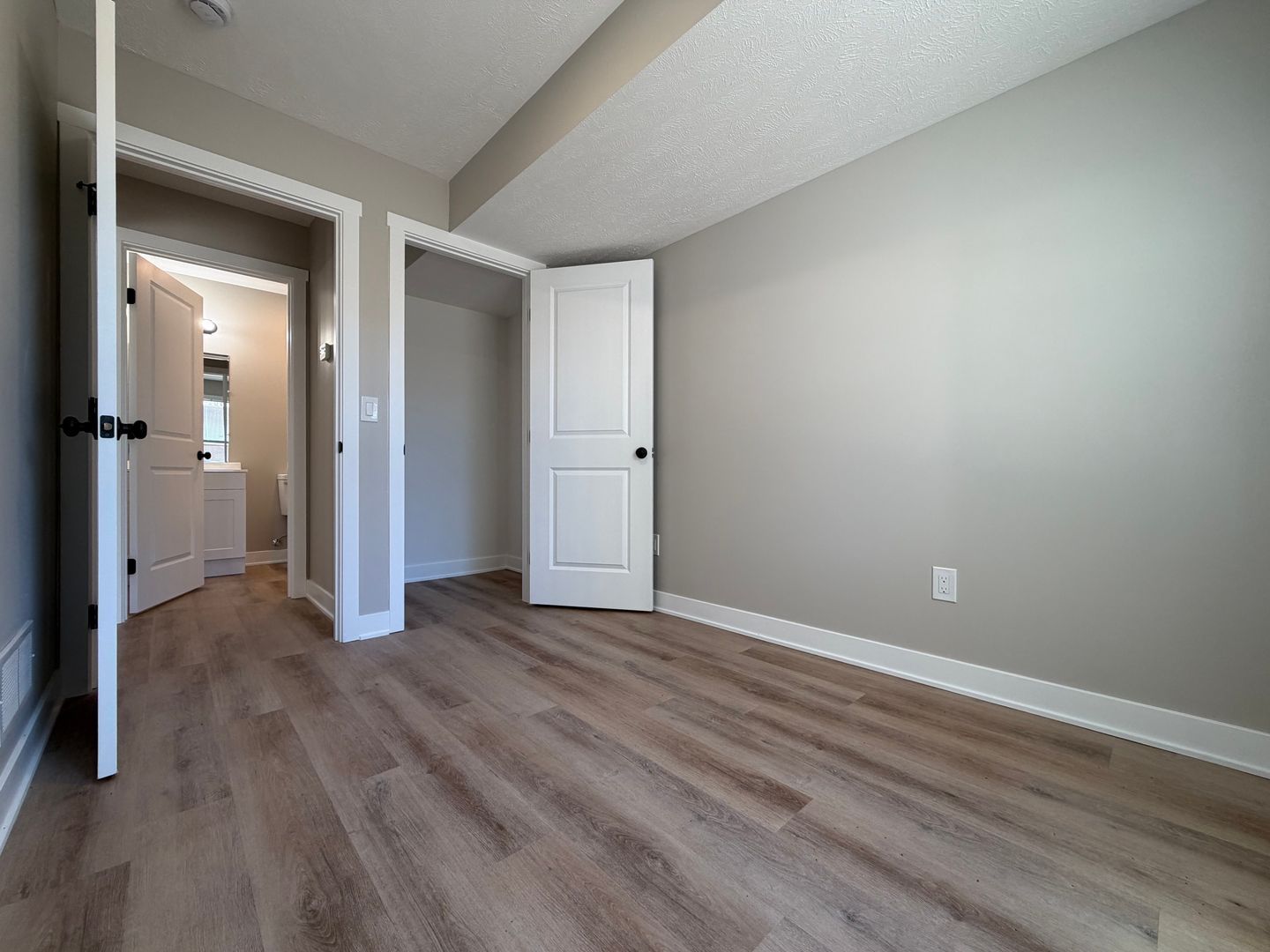 Gallery Image 15