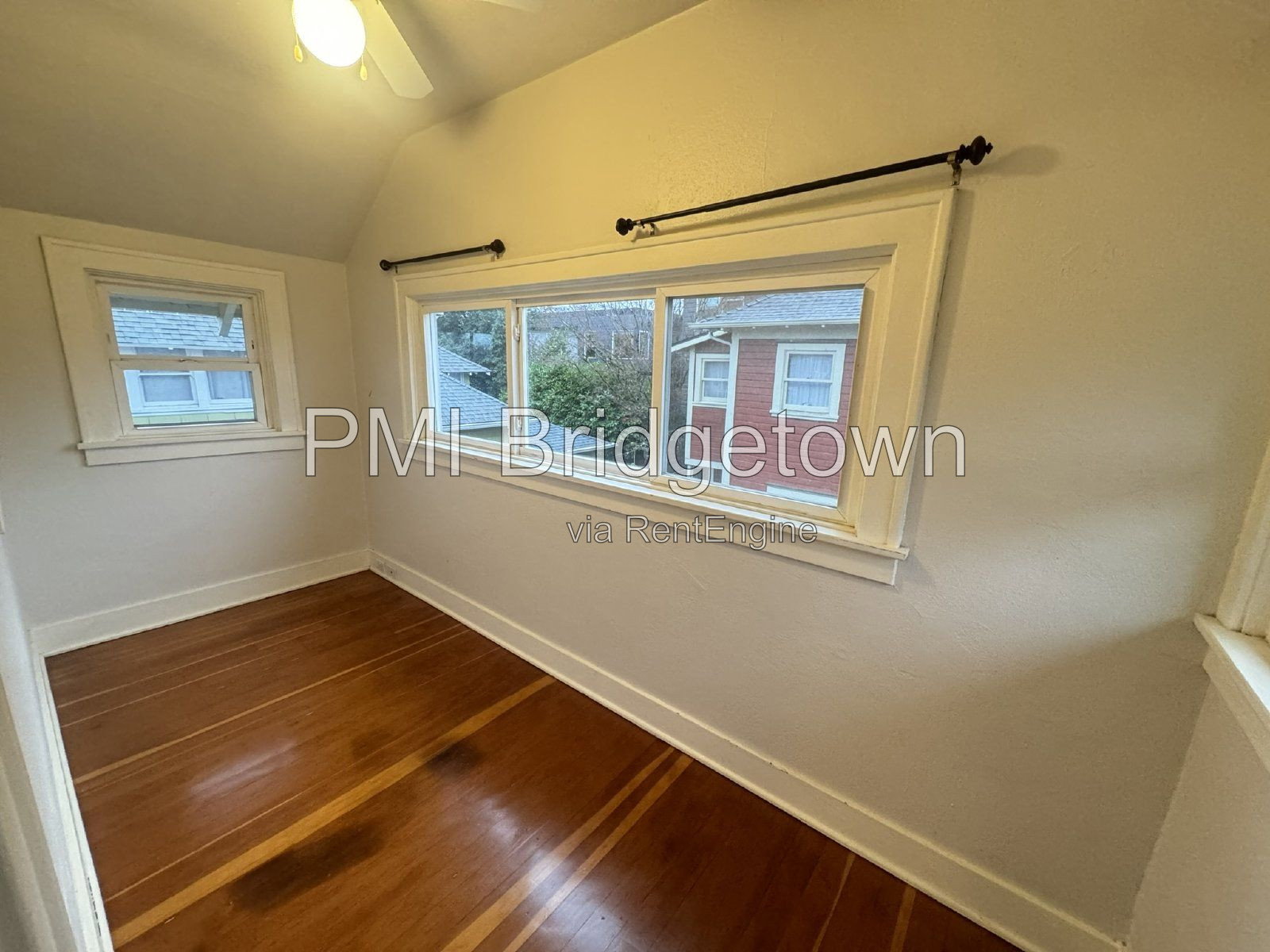 Gallery Image 19