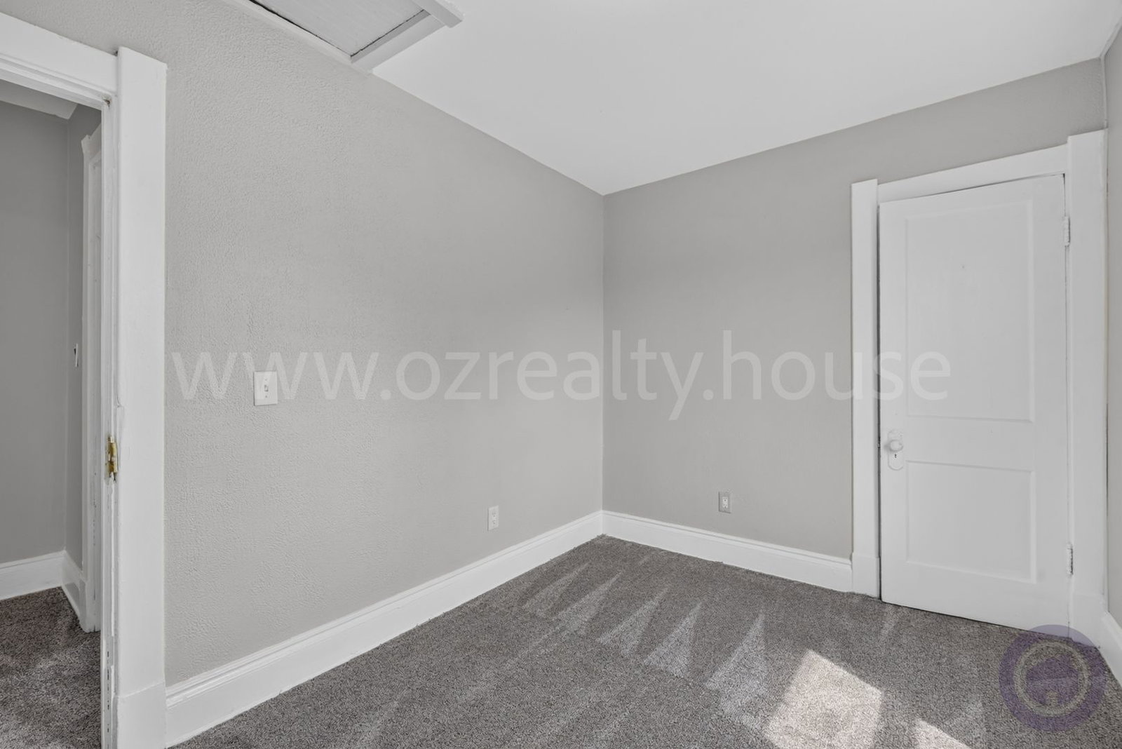 Gallery Image 13