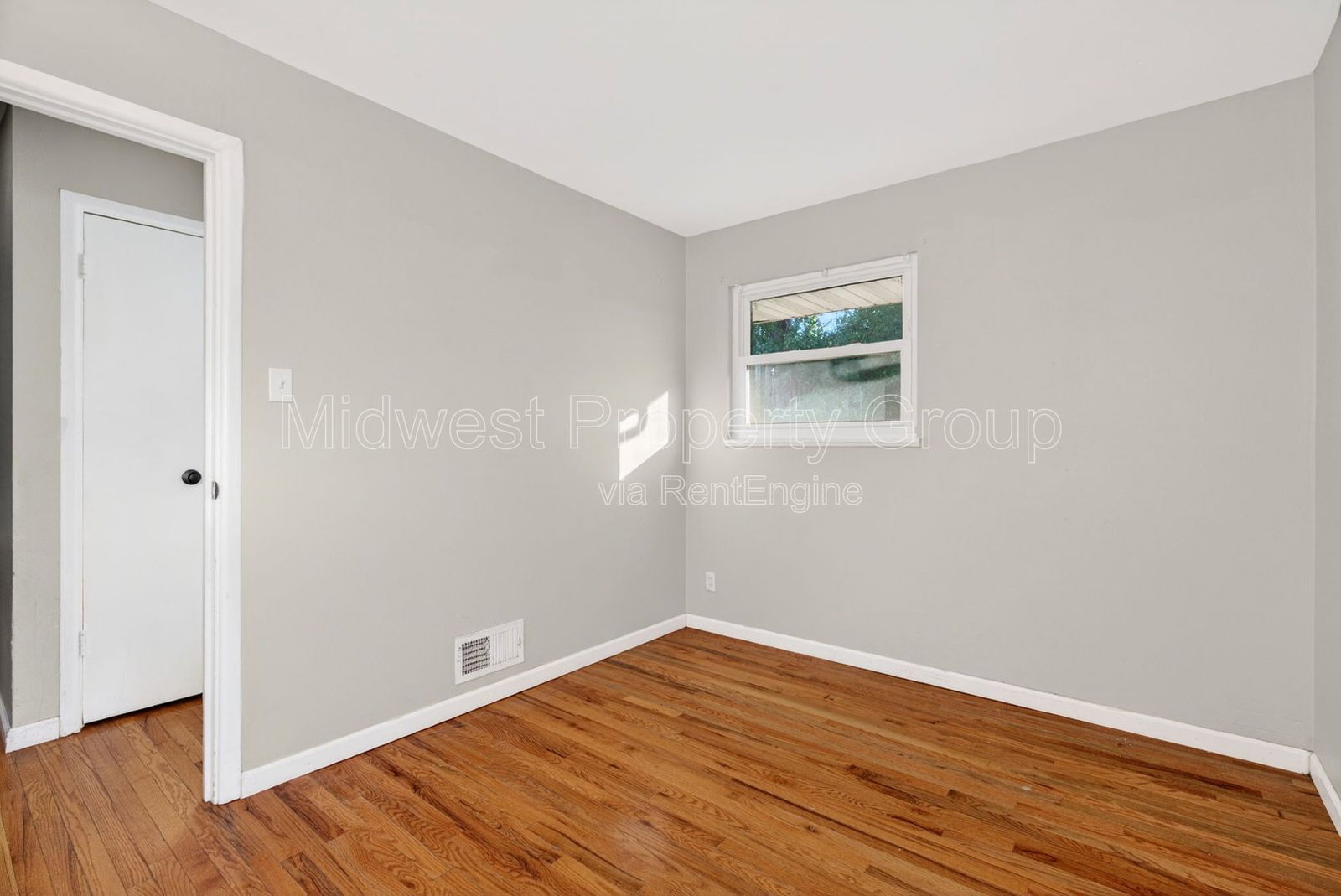 Gallery Image 18
