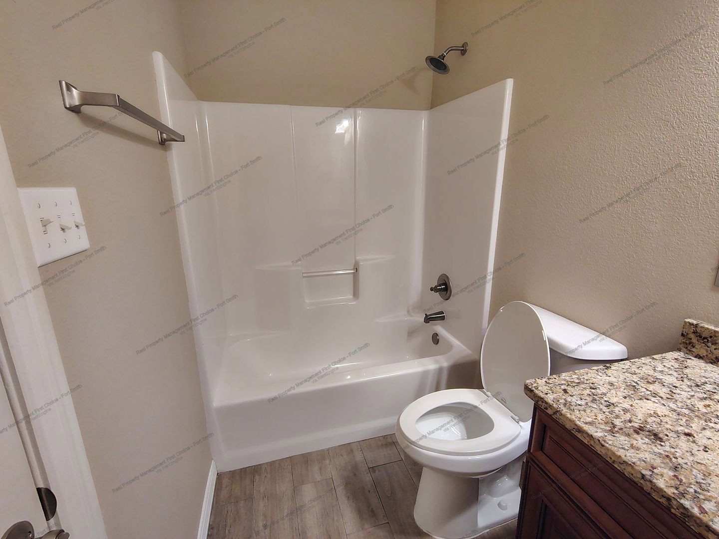 Gallery Image 12
