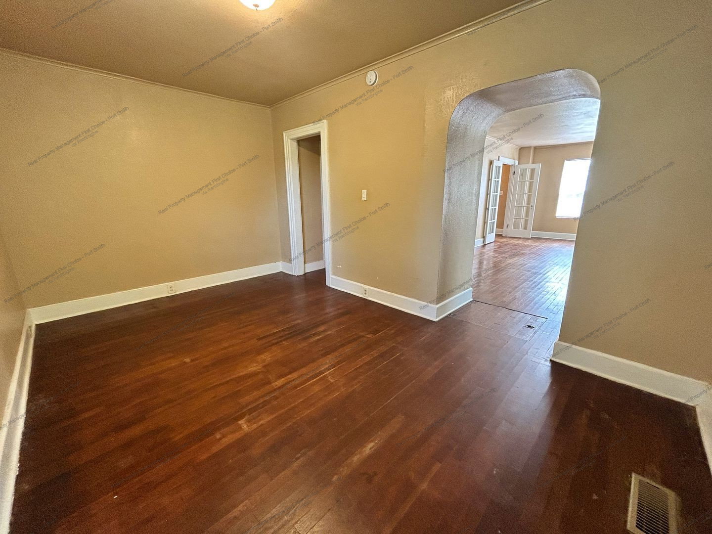 Gallery Image 8