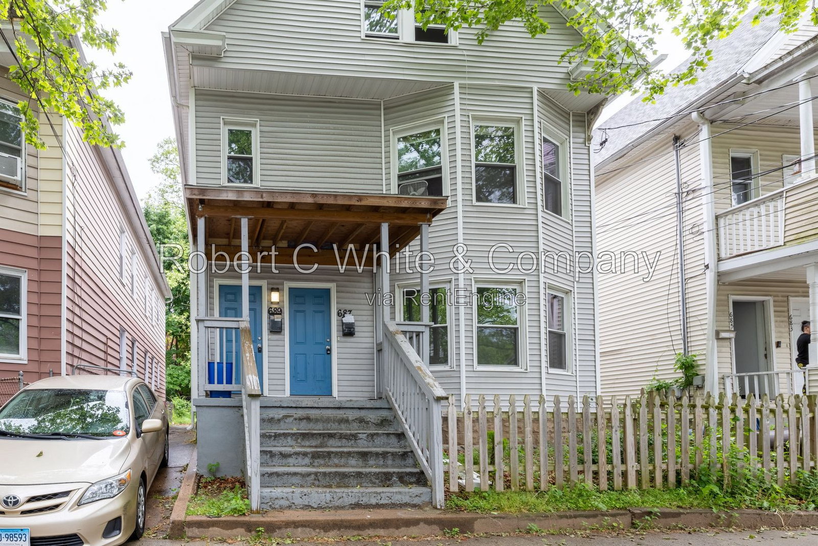 Gallery Image 0