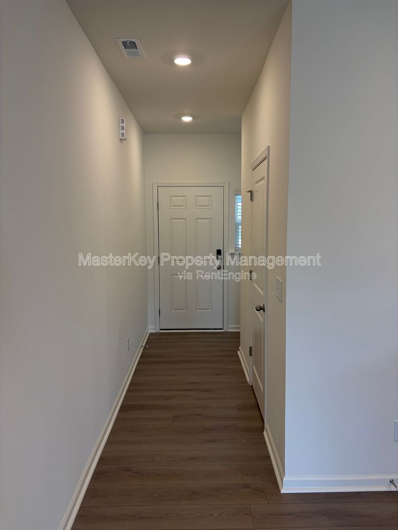 Gallery Image 16