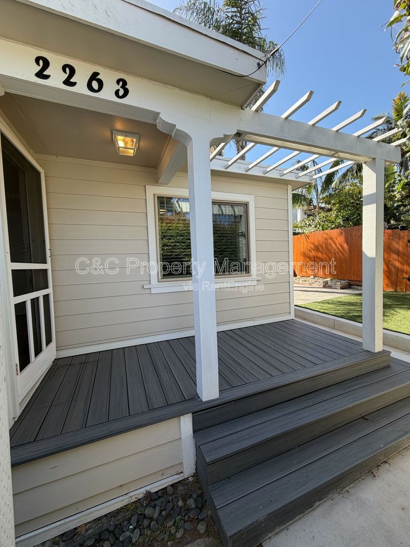 Gallery Image 1