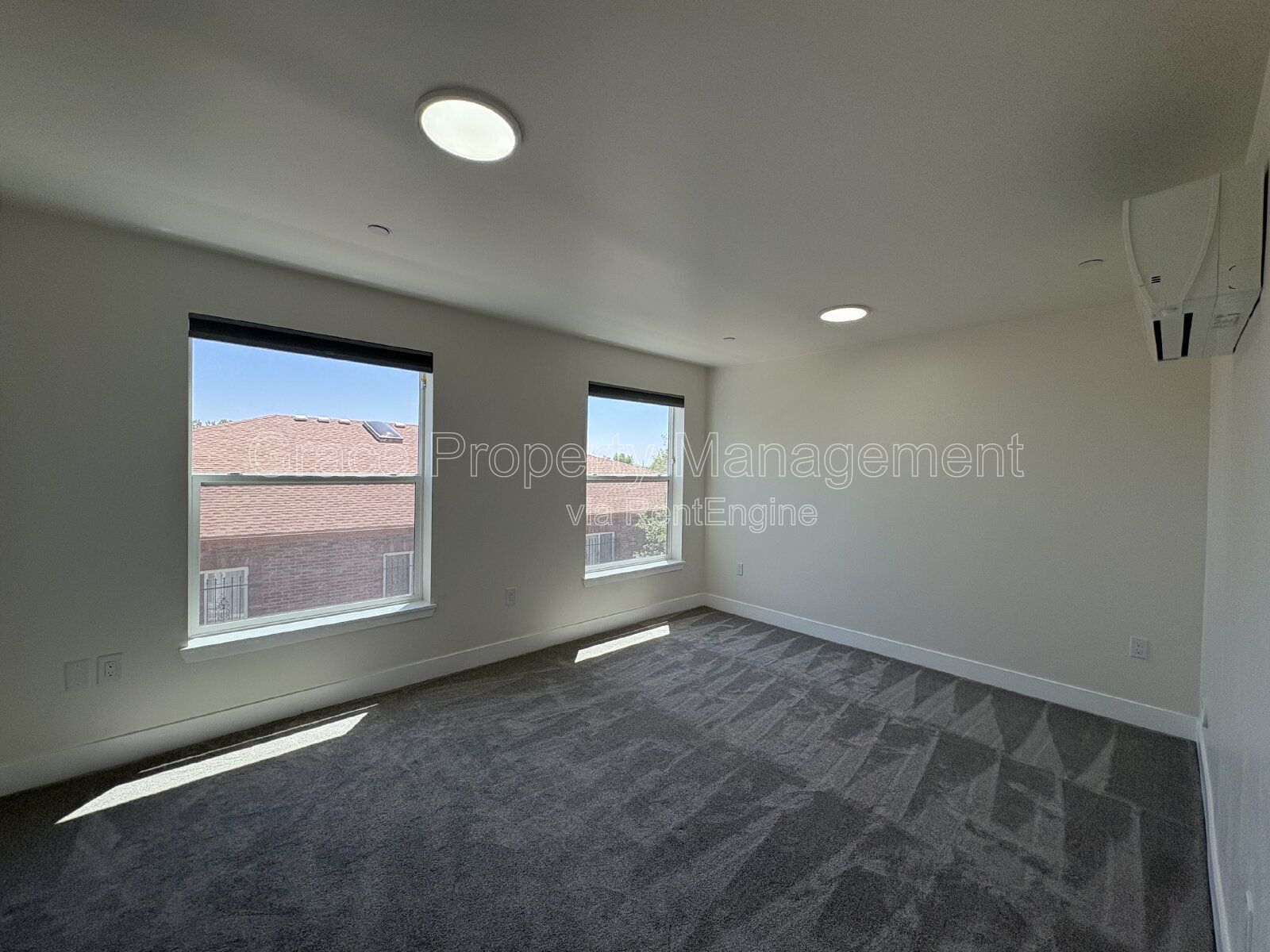 Gallery Image 16