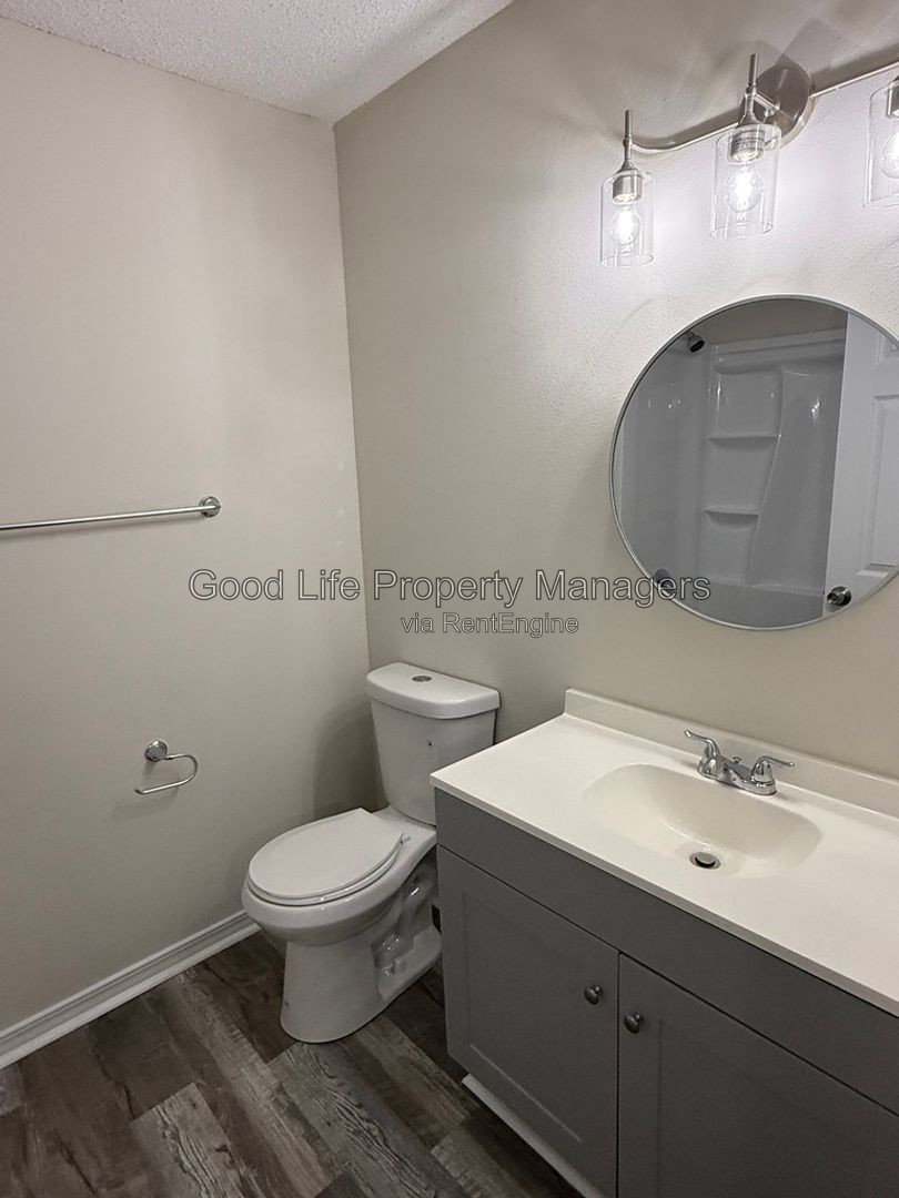 Gallery Image 13