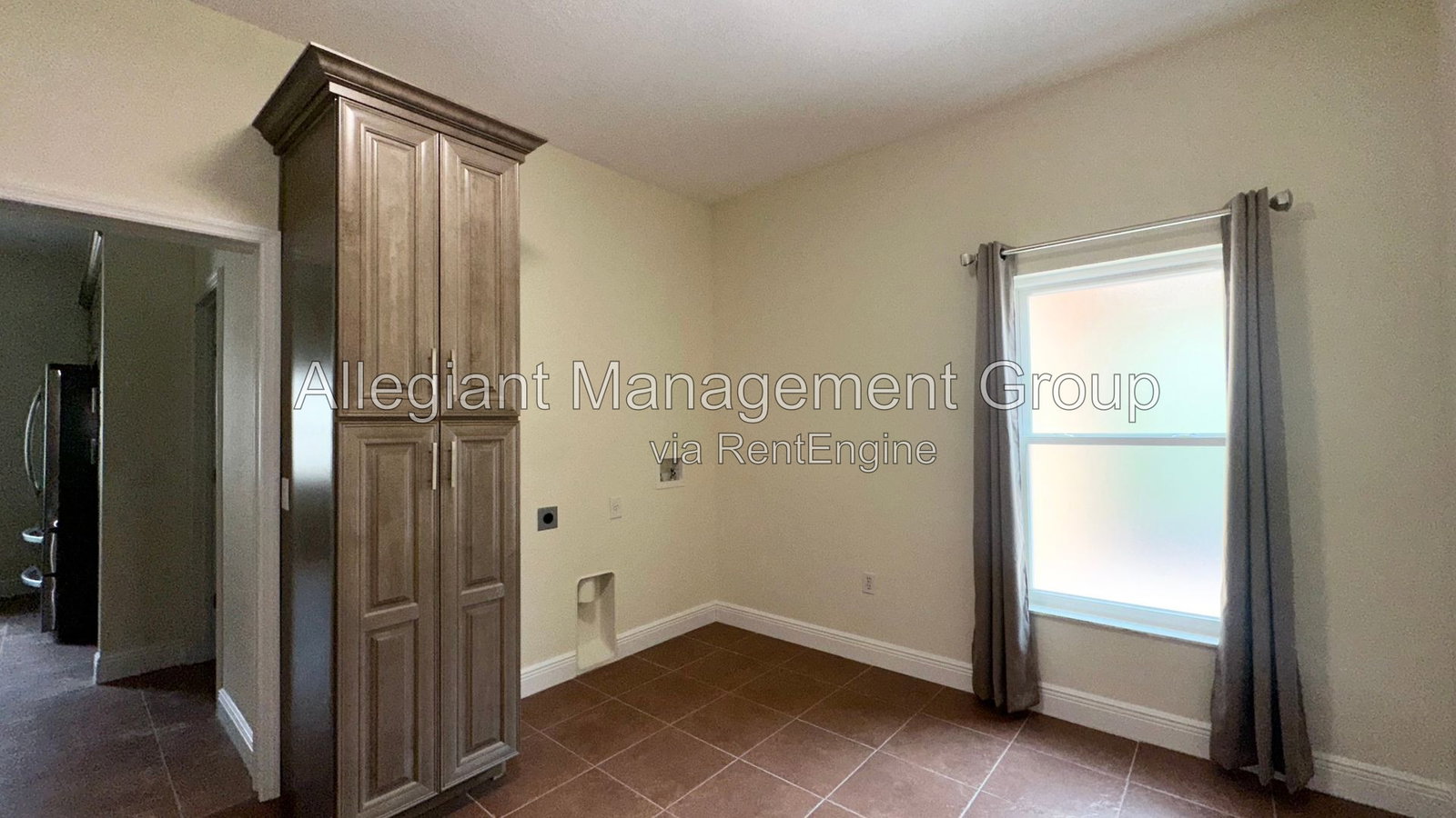 Gallery Image 50