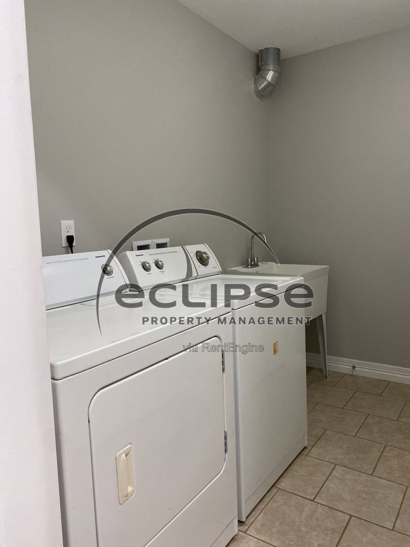 Gallery Image 16