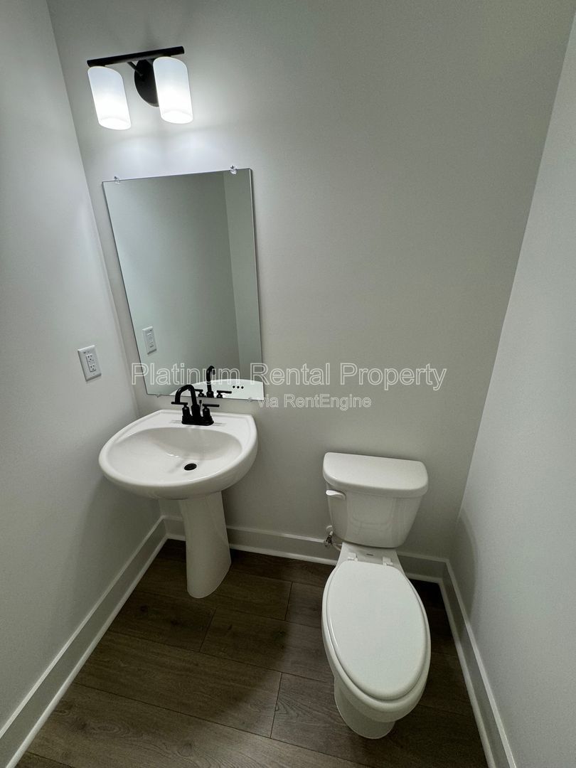 Gallery Image 18