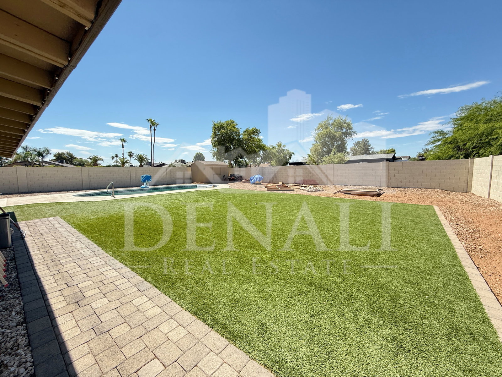 Gallery Image 16